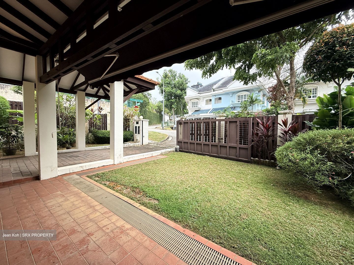 Fernhill Road (D10), Semi-Detached #632929591